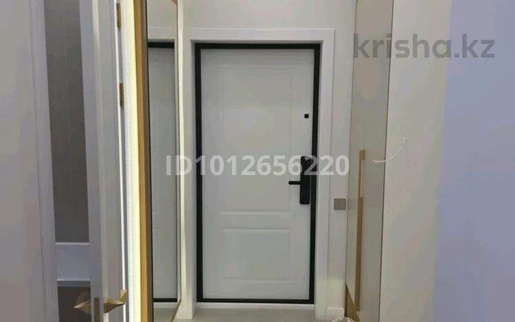 2-комнатная квартира · 43 м² · 5/17 этаж, Бухар жырау за 330 000 ₸ в Астане, Есильский р-н — фото 2