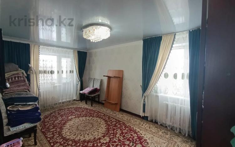3-бөлмелі пәтер · 63 м² · 4/5 қабат, Маметовой 7, бағасы: 13.5 млн ₸ в Аксу — фото 12