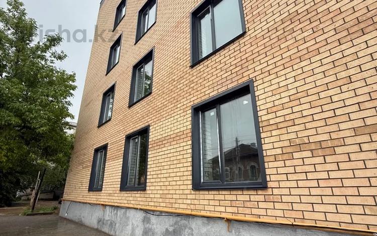 2-комнатная квартира · 55 м² · 2/5 этаж, 8 марта 98 за 22 млн ₸ в Уральске — фото 2