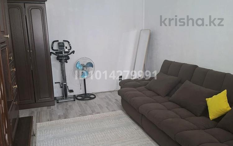 1-бөлмелі пәтер · 36.8 м² · 1/9 қабат, Атырау ш/а., Кульджинский тракт 16/35, бағасы: 27 млн ₸ в Алматы, Медеуский р-н — фото 2