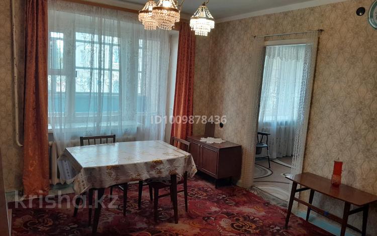 3-комнатная квартира · 51.3 м² · 2/9 этаж, Микрорайон 4 44 за 9.5 млн ₸ в Степногорске — фото 9