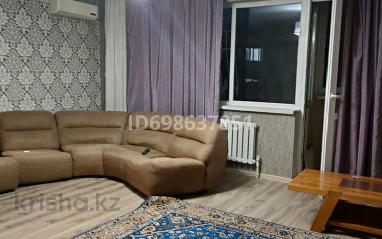 2-комнатная квартира, 80 м², 5/5 этаж помесячно, мкр Думан-2 20