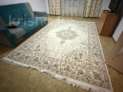 2-бөлмелі пәтер · 72.4 м² · 6/9 қабат, проспект Есенберлина — проспект Есенберлина, бағасы: 220 000 ₸ в Усть-Каменогорске