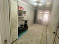 3-комнатная квартира · 60 м² · 2/4 этаж, 2 микр за 12 млн 〒 в Жанаозен — фото 5