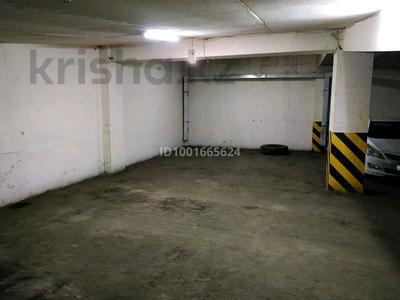 Гаражи и паркинги в Алматы: Паркинг · 75 м² · Абая 150/230 — проспект Абая уг Тургут Озала за 12 млн 〒 Паркинг · 75 м² · Абая 150/230 — проспект Абая уг Тургут Озала за 12 млн 〒 в Алматы, Бостандыкский р-н