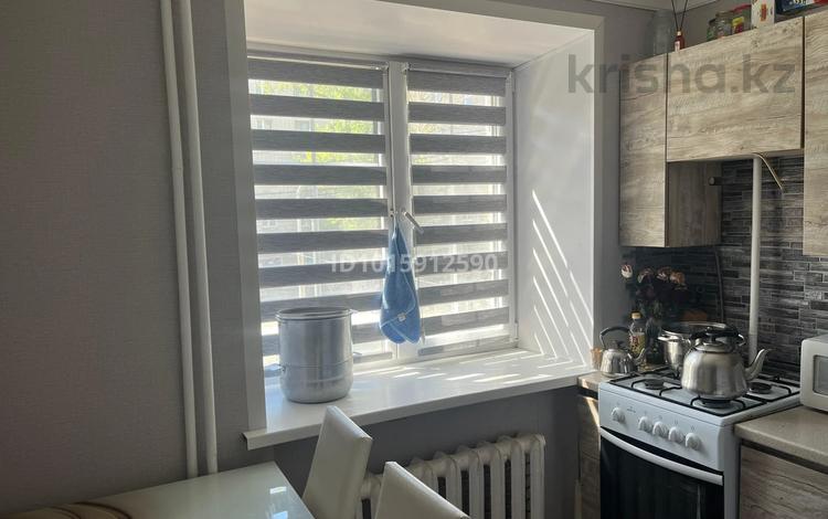 1-комнатная квартира · 40 м² · 2/5 этаж, мкр Омега, Шалқыма 46 за 130 000 ₸ в Уральске — фото 2