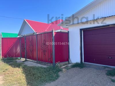 Отдельный дом · 4 комнаты · 140 м² · 10 сот., Абулхаир хана за 27 млн ₸ в Подстепном