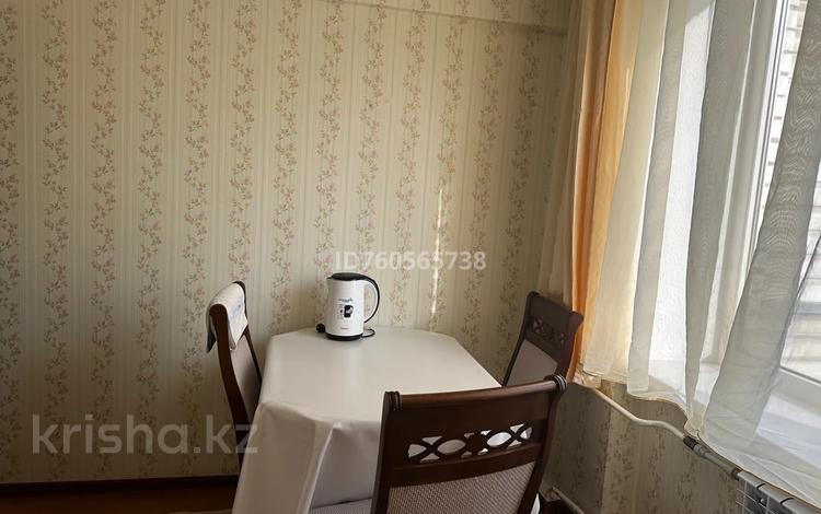 2-комнатная квартира · 60 м², Валиханова 68 — Богенбай батыра за 350 000 ₸ в Алматы, Медеуский р-н — фото 2