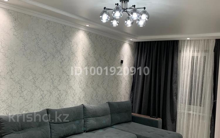 2-комнатная квартира · 46 м² · 1/4 этаж, мкр №3 17-18 за 320 000 ₸ в Алматы, Ауэзовский р-н — фото 24