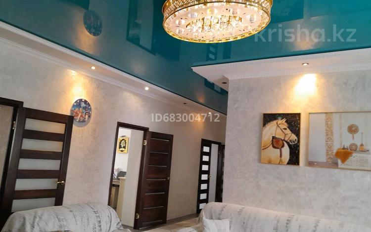 Отдельный дом · 4 комнаты · 148.7 м² · 8 сот., Гайсина за 35 млн ₸ в  — фото 18