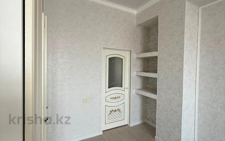 2-бөлмелі пәтер · 80 м² · 9/10 қабат, 16-ш/а. 93, бағасы: 21 млн ₸ в Актау, 16-й мкр  — фото 2