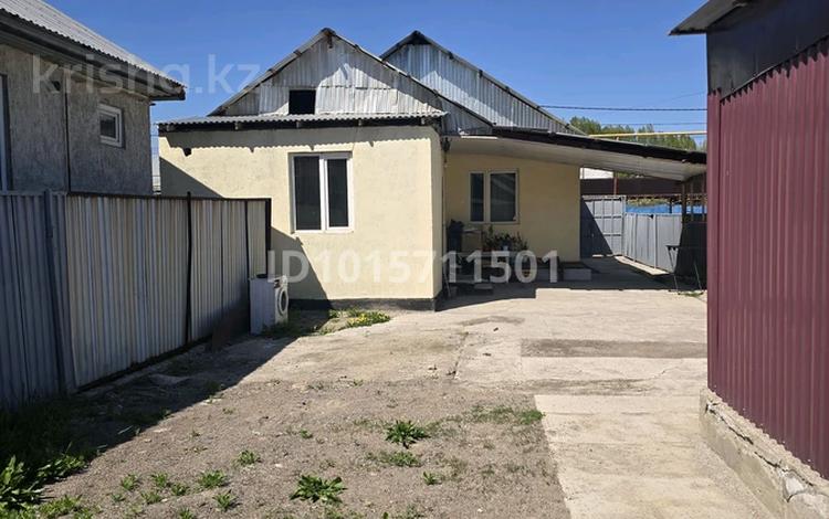 Жеке үй · 3 бөлме · 70 м² · 3.5 жүзд., Шаңырақ-1 ш/а. 46 — Поликлиники, бағасы: 30 млн ₸ в Алматы, Алатауский р-н — фото 2