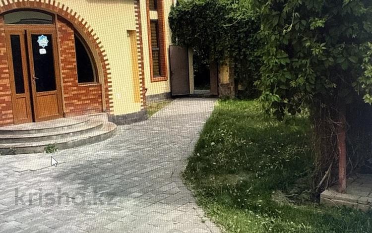 Бани, гостиницы и зоны отдыха · 557.5 м² за 220 млн 〒 в Таразе, мкр Акбулым — фото 2