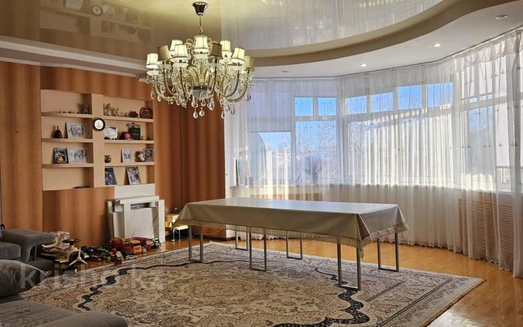 4-бөлмелі пәтер · 155 м² · 4/6 қабат, Сарайшык — Зигзаг, бағасы: 57 млн ₸ в Уральске — фото 2