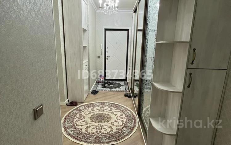 2-комнатная квартира, 77 м², 5/9 этаж, мкр Аксай-4 121 — Саина - Жубанова за 53 млн 〒 в Алматы, Ауэзовский р-н — фото 2