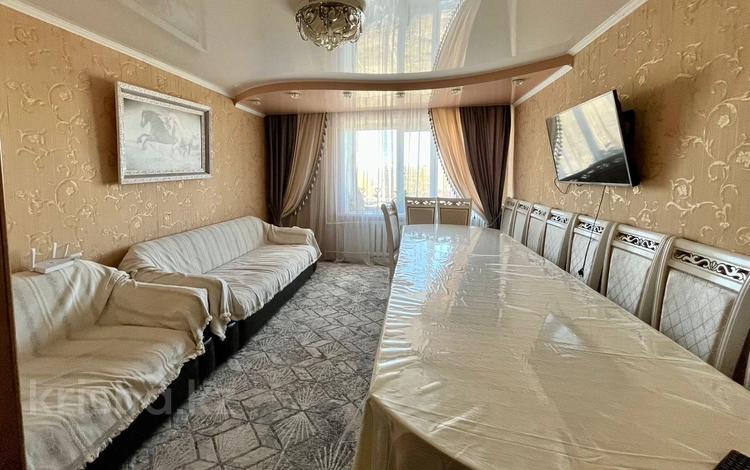 3-комнатная квартира · 63 м² · 7/9 этаж, мкр Юго-Восток, Сатыбалдина 27 — Красные крыши, 27 и 15 школы за 23.5 млн ₸ в Караганде, Казыбек би р-н — фото 2