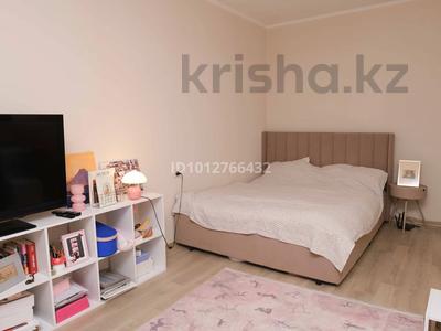 1-комнатная квартира · 38 м² · 1/9 этаж, мкр Жетысу-2 3 — Саина-Абая-Момушулы ( метро Момушулы) за 31 млн ₸ в Алматы, Ауэзовский р-н