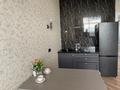 2-комнатная квартира · 45 м² · 15/17 этаж, Мухамедханова 12/3 — КазГЮУ, КазУТБ, Хан Шатыр, Школы за 300 000 ₸ в Астане, Нура р-н — фото 2
