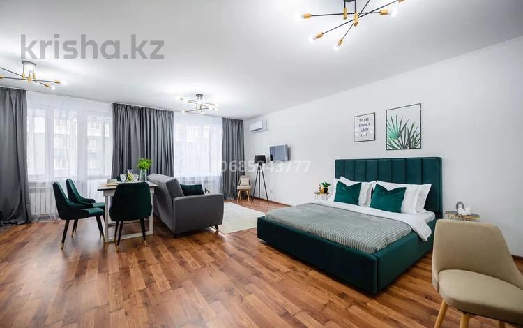 1-бөлмелі пәтер · 50 м² · 2/13 қабат, Макатаева 127/11 — Шарипова, бағасы: 20 000 ₸ в Алматы, Алмалинский р-н — фото 35