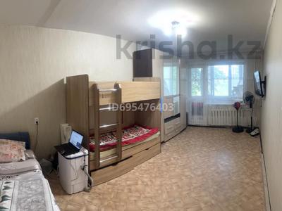 1-бөлмелі пәтер, 31 м², 2/5 қабат, Майкудук, 16й микрорайон 19, бағасы: 7.5 млн 〒 в Караганде, Алихана Бокейханова р-н