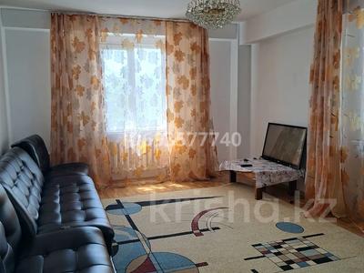 2-бөлмелі пәтер, 74 м², 4/8 қабат ай сайын, Алтын ауыл 2, бағасы: 180 000 〒 в Каскелене