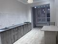 1-бөлмелі пәтер · 48.7 м² · 3/5 қабат, мкр. Алтын орда, Мангилик Ел, бағасы: 20.5 млн ₸ в Актобе — фото 3