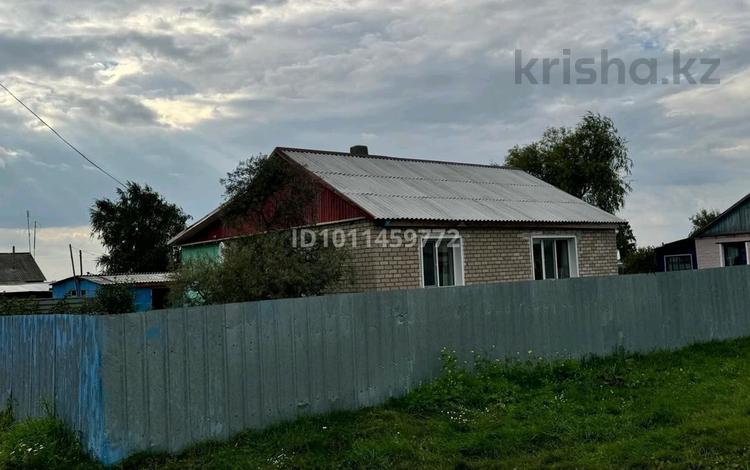 Жеке үй · 3 бөлме · 80 м² · 10 сот., Казахстан конституция 11, бағасы: 7 млн ₸ в Рассвет — фото 2