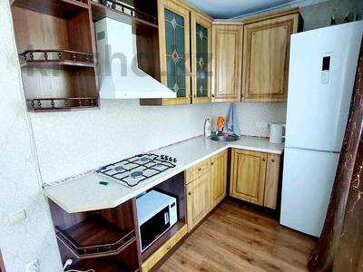 1-комнатная квартира, 32 м², 4/5 этаж помесячно, Назарбаева за 110 000 〒 в Петропавловске