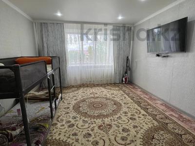 1-комнатная квартира · 36.6 м² · 3/5 этаж, Акимжанова за 7.5 млн ₸ в Актобе, мкр. Курмыш