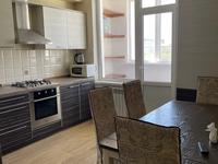 2-комнатная квартира · 84 м² · 5/9 этаж, Кулманова 107 — Центр. площадь Исатая Тайманова рядом Байзар за 280 000 〒 в Атырау