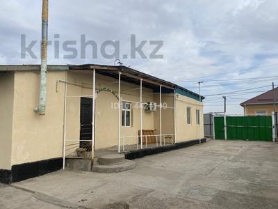 Отдельный дом · 4 комнаты · 100 м² · 8.8 сот., Амангельди Иманов 21 за 13 млн ₸ в Кызылжарма