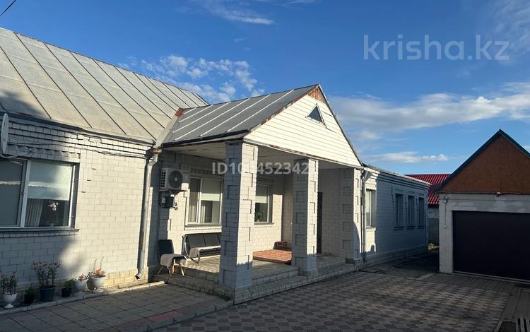 Отдельный дом · 6 комнат · 175 м² · 4.7 сот., Толстого 81 за 105 млн ₸ в Павлодаре — фото 2