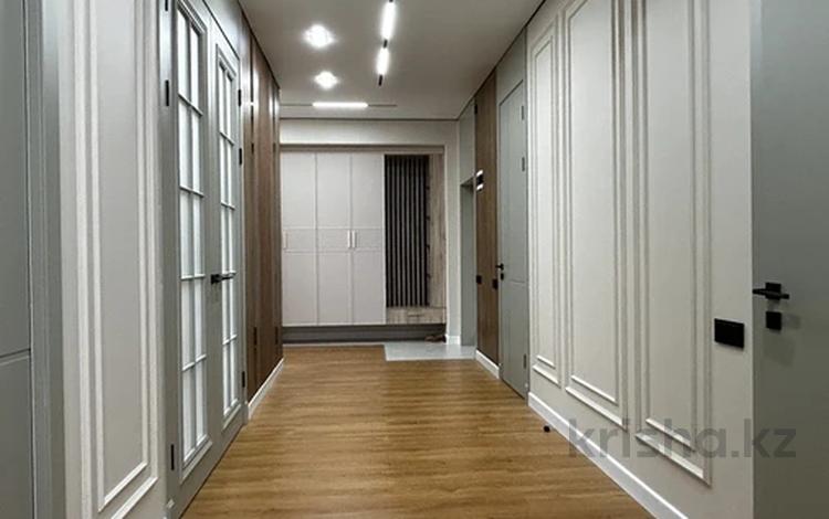 4-комнатная квартира · 165 м² · 8/8 этаж, 17-й мкр 25 за 78.9 млн ₸ в Актау — фото 18