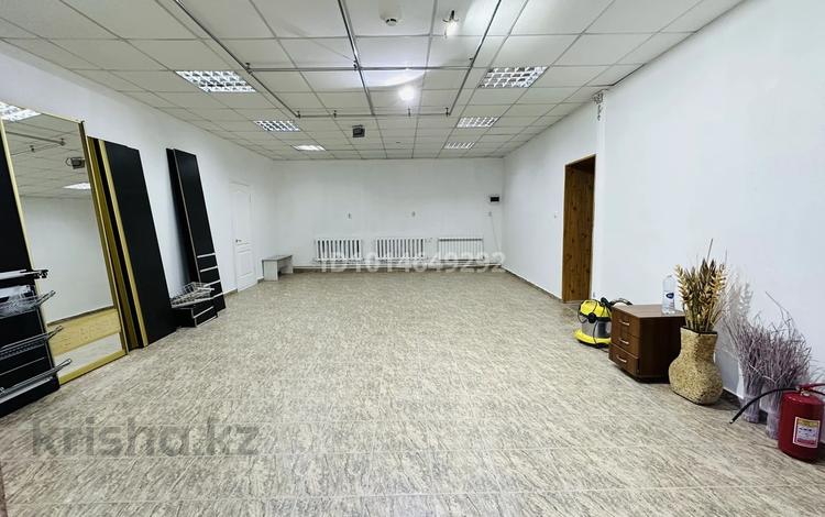Гараж · 50 м² · 6-й микрорайон, Карбышева 42A за 50 000 ₸ в Костанае — фото 2