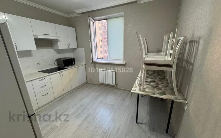 1-комнатная квартира · 38 м² · 4/12 этаж, мкр Акбулак, Байтерекова 87 за 30 млн ₸ в Алматы, Алатауский р-н — фото 2