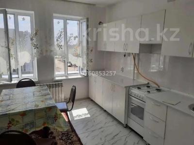 Пәтерлер в Туркестанской обл.: 3-бөлмелі пәтер · 90 м² · 7/7 қабат, Мкр. Жана Кала 44/1 — Лорд кафе, бағасы: 27 млн 〒 3-бөлмелі пәтер · 90 м² · 7/7 қабат, Мкр. Жана Кала 44/1 — Лорд кафе, бағасы: 27 млн 〒 в Туркестане
