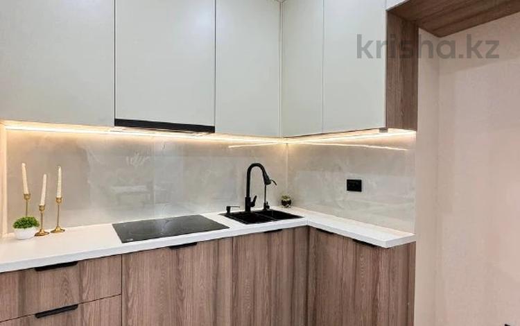 3-бөлмелі пәтер · 38 м² · 5/9 қабат, Шұғыла ш/а., Жунисова, бағасы: 29 млн ₸ в Алматы, Наурызбайский р-н — фото 2