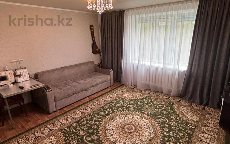 3-комнатная квартира · 54.7 м² · 3/9 этаж, 6 микрорайон за 9.5 млн ₸ в Темиртау — фото 2