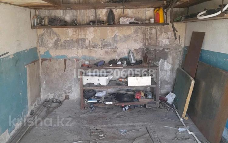 Гараж · 18 м² · Торайгырова — Район миграционной полиции за 1 млн 〒 в Павлодаре — фото 2