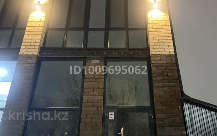 Еркін · 63 м², бағасы: 50 млн 〒 в Уральске — фото 2