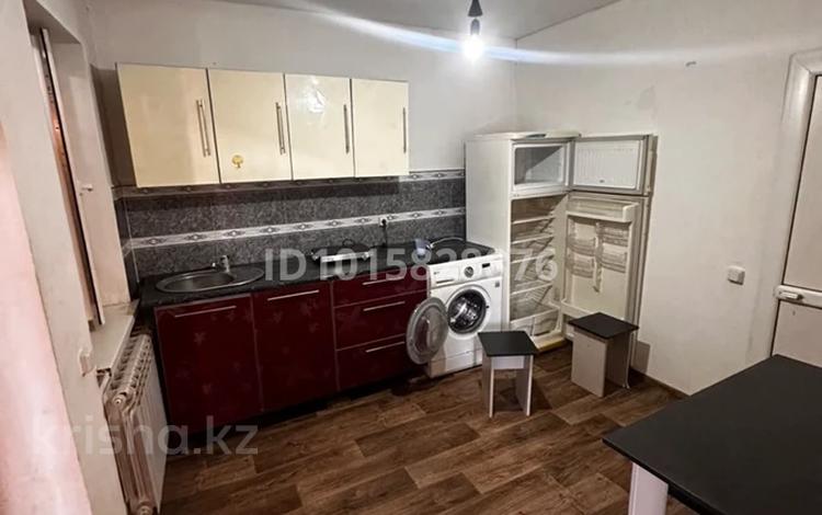 1-комнатная квартира · 40 м², мкр Айгерим-1 154 за 150 000 ₸ в Алматы, Алатауский р-н — фото 2