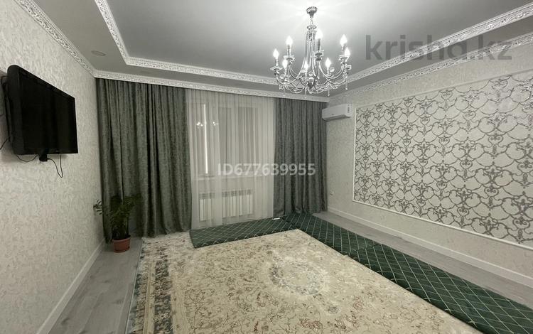 3-комнатная квартира · 110 м² · 4/7 этаж, 19-й мкр 35 за 45 млн ₸ в Актау — фото 2