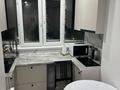2-бөлмелі пәтер · 49.2 м² · 4/5 қабат, ЖМ Лесная поляна 20 — Эвро 2 болмелі пәтер. Лесная палана 20 қарама қарсы 2 ші мектеп бар 11 классқа деин қазақ/орыс мектебі бір үиден кеин балабақша бар.Жап жана әрлеуімен жап жана жихазымен жихаз қалады.Спец Техникаға аусым бар. Эвро 3 комната с свежим ремонтом новый мебель мебель все останется.Все в шаговый доступные школа номер 2 казах/русский через один дом садик.Вариант есть на Спец технику., бағасы: 23 млн ₸ в Косшы — фото 12