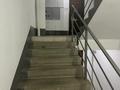 2-бөлмелі пәтер · 49.2 м² · 4/5 қабат, ЖМ Лесная поляна 20 — Эвро 2 болмелі пәтер. Лесная палана 20 қарама қарсы 2 ші мектеп бар 11 классқа деин қазақ/орыс мектебі бір үиден кеин балабақша бар.Жап жана әрлеуімен жап жана жихазымен жихаз қалады.Спец Техникаға аусым бар. Эвро 3 комната с свежим ремонтом новый мебель мебель все останется.Все в шаговый доступные школа номер 2 казах/русский через один дом садик.Вариант есть на Спец технику., бағасы: 23 млн ₸ в Косшы — фото 3