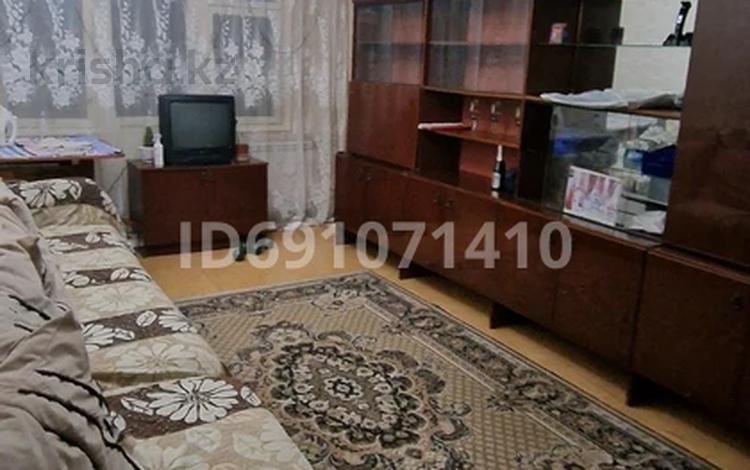 2-бөлмелі пәтер · 45 м² · 1/5 қабат, 16-й микрорайон, 16-й микрорайон 3, бағасы: 17 млн ₸ в Шымкенте, Аль-Фарабийский р-н — фото 2