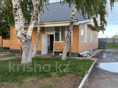Жеке үй · 5 бөлме · 200 м² · 20 жүзд., Султана Бейбарса 8, бағасы: 51 млн ₸ в Павлодарском