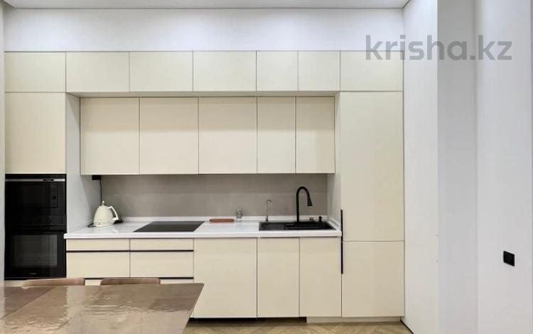 3-комнатная квартира · 65 м², Досмухамедова — А 98 за 76 млн ₸ в Алматы, Алмалинский р-н — фото 5