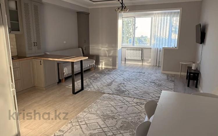 2-бөлмелі пәтер · 70 м² · 4/6 қабат, Байтурсынова 89/5 — Рыскулова, бағасы: 250 000 ₸ в Шымкенте, Аль-Фарабийский р-н — фото 11