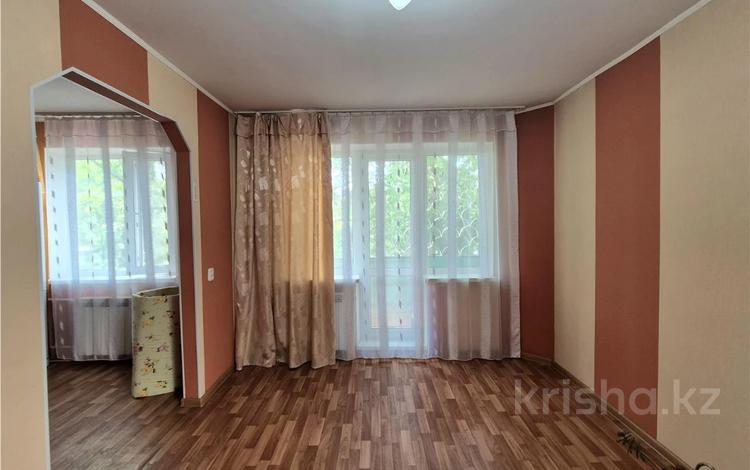 1-комнатная квартира · 32 м² · 2/5 этаж, пр. Республики за 6.5 млн ₸ в Темиртау — фото 3