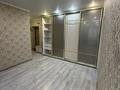 2-комнатная квартира · 65 м² · 4/6 этаж, мкр Айгуль, С. Тюленина за 200 000 ₸ в Уральске — фото 5